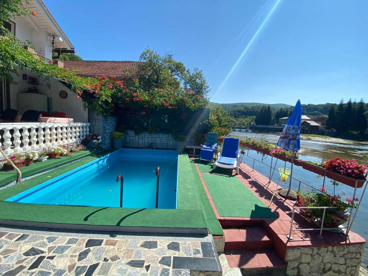 Villa Dino Kulen Vakuf Extérieur photo