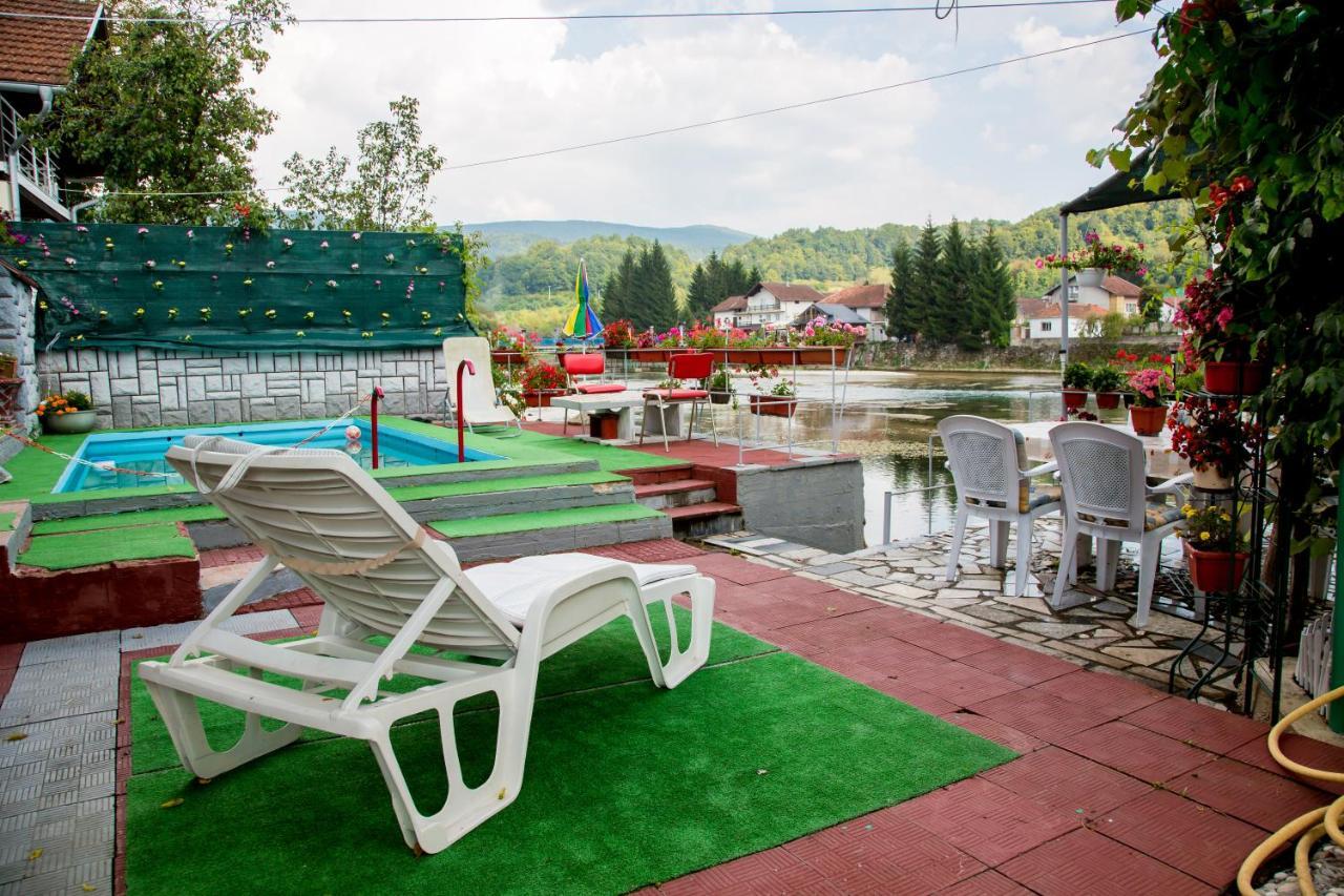 Villa Dino Kulen Vakuf Extérieur photo